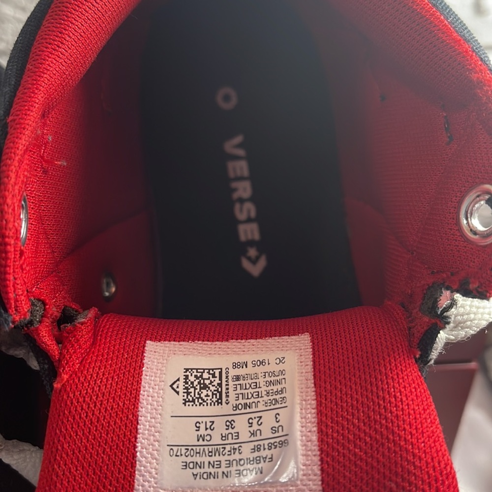 Converse - Picture 4 of 8